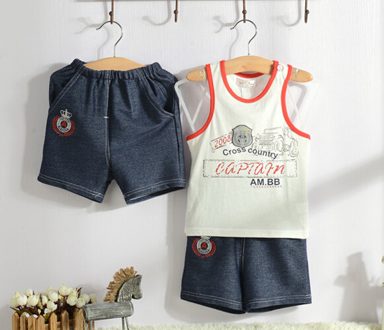 安米小熊法國(guó)風(fēng)情肩開(kāi)背心套裝A3326